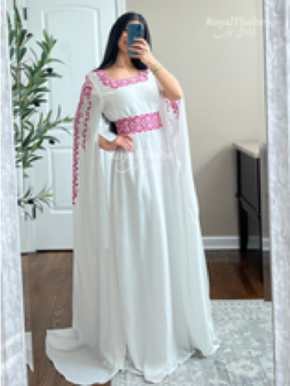 Royal Thobe Pink and White Dress Embroidered with Long Open Sleeves